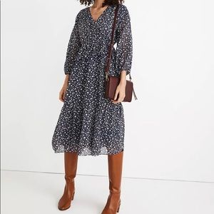 Tie- waist midi dress in Harvest vine